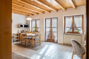 Télévision, chaîne hi-fi