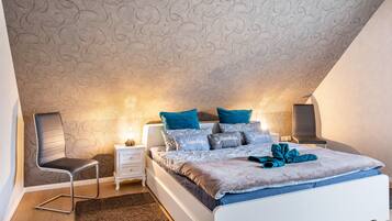 1 bedroom, free WiFi, bed sheets