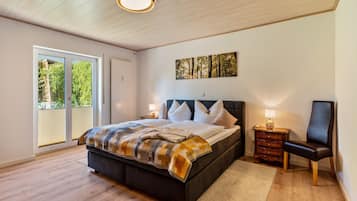 1 slaapkamer, een bureau, een strijkplank/strijkijzer, gratis wifi