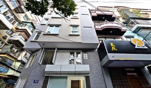 Fachada de la propiedad