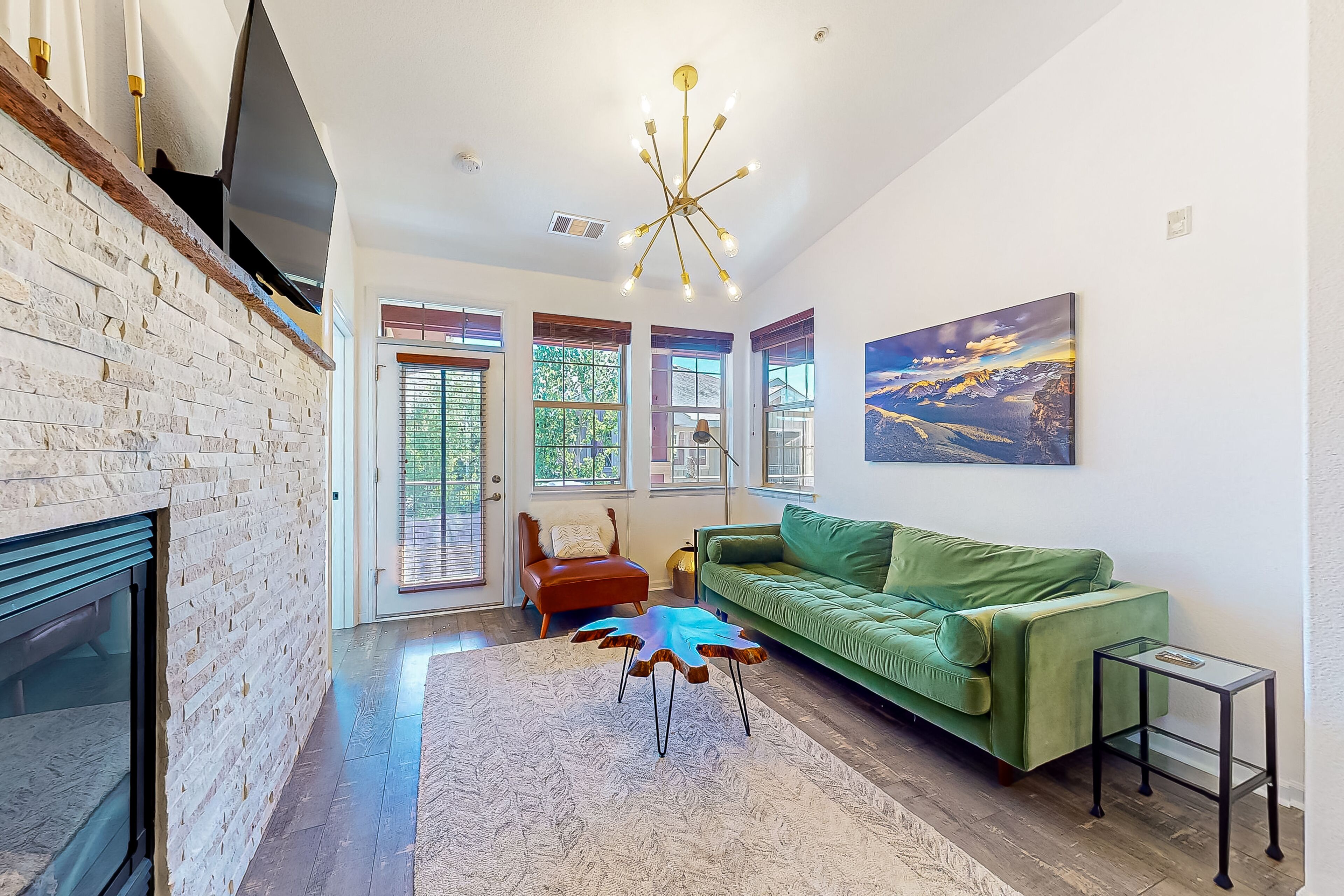 Third-floor condo with hot tub, pool, & mountain view balcony - dog-friendly