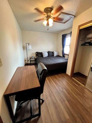 1 bedroom, WiFi, bed sheets