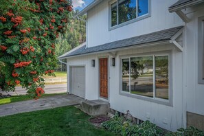 Exterior - Coeur d'Alene Three Suite Retreat (Coeur d'Alene)