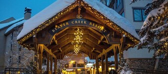 Gorgeous Villa Montane Townhome – Sip a Cocktail, Dip in the Pool & Soak up Summer in Beaver Creek!