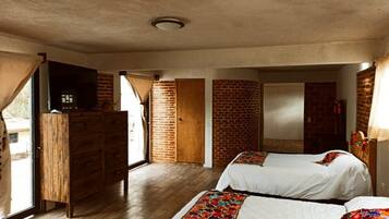 1 bedroom, desk, free WiFi, bed sheets