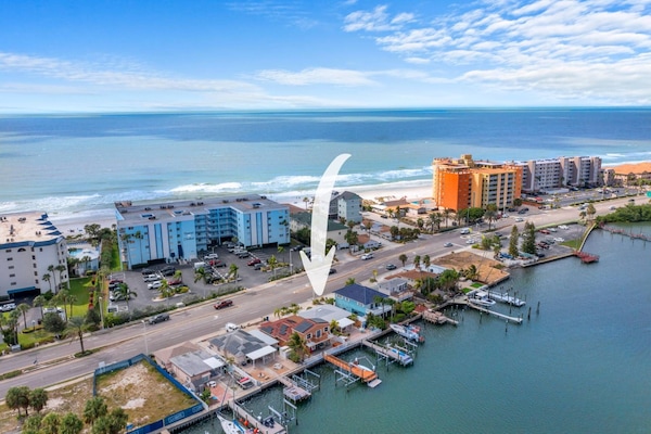 Cottage is Located Directly on the Intercoastal and Just a Short Walk Across the Street to the Beach!