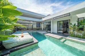 Outdoor pool - Villa Wiraja 1 (Canggu)