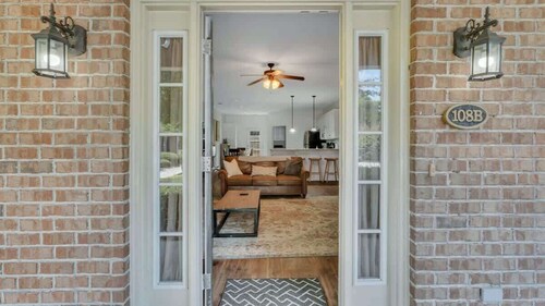 Eagle's Retreat - Close to GSU & Paulson Stadium