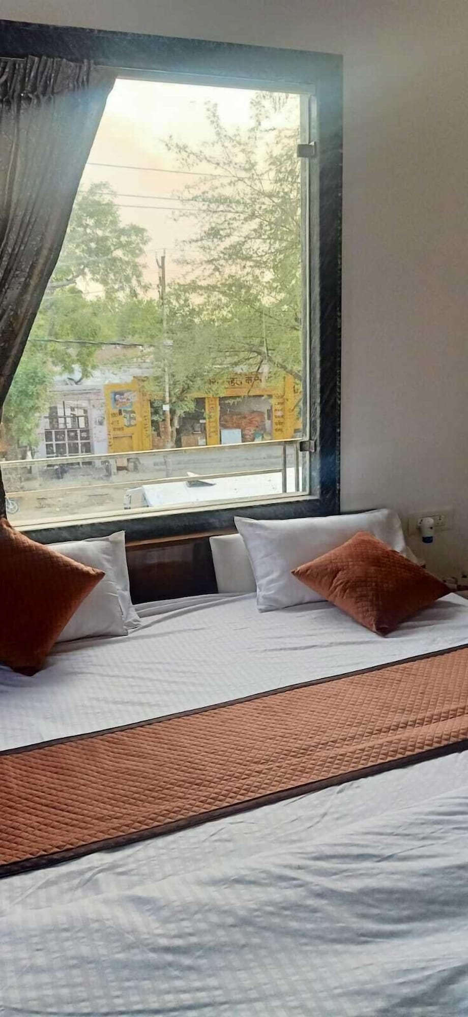 2 Star Hotels