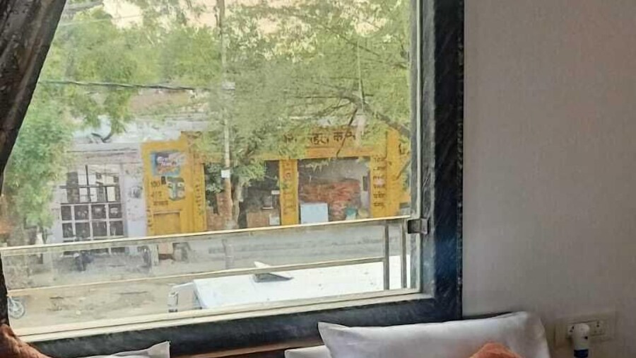 BRAJDHAM HOTEL BARSANA