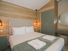 Cottage | 2 bedrooms, individually decorated, individually furnished, free WiFi