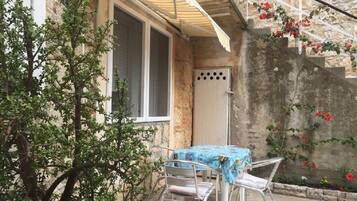 House, Smoking | 3 bedrooms