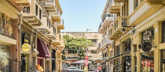 Printhouse Boutique STU 7 by Sea N' Rent