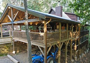 Exterior - Poplar Ridge Retreat -Hot tub- Pets OK -Wifi, Outdoor Living Area-Fenced Dog Run (Union County)