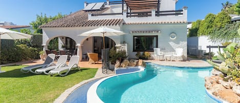 Una piscina riscaldata