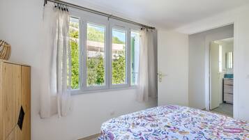 2 chambres, Wi-Fi gratuit, draps fournis