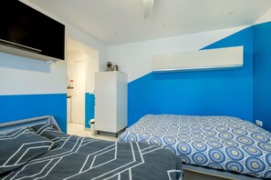 Bügeleisen/Bügelbrett, kostenloses WLAN, Bettwäsche