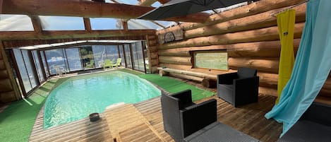 Piscine couverte, piscine chauffée