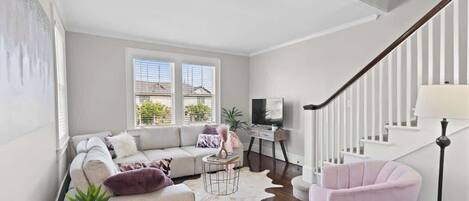 Téléviseur, bureau