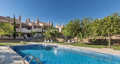 Appartement de vacances "El Oasis Malasia 16 Bajo A" avec piscine partagée, terrasse privée et Wi-Fi