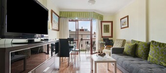 Apartamento vacacional "Mar Y Sol Salinetas" con balcón y garaje