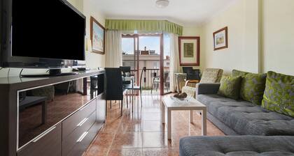 Holiday Apartment "Mar Y Sol Salinetas" with Balcony and Garage