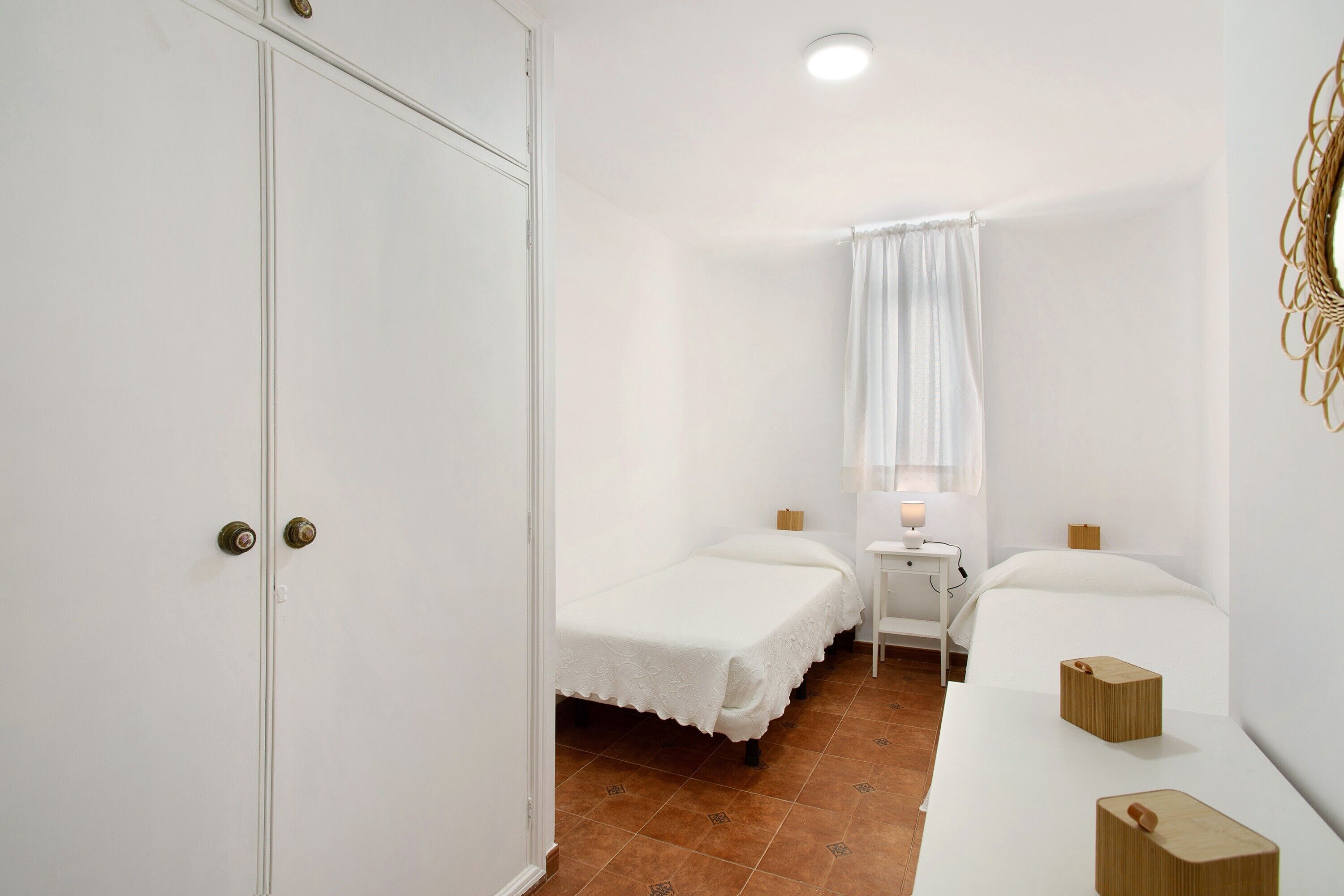 1 soverom, strykejern/-brett, wi-fi (inkludert) og sengetøy