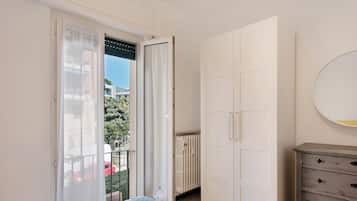 1 chambre, fer et planche Ă  repasser, Wi-Fi gratuit, draps fournis