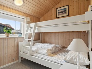 2 bedrooms, WiFi