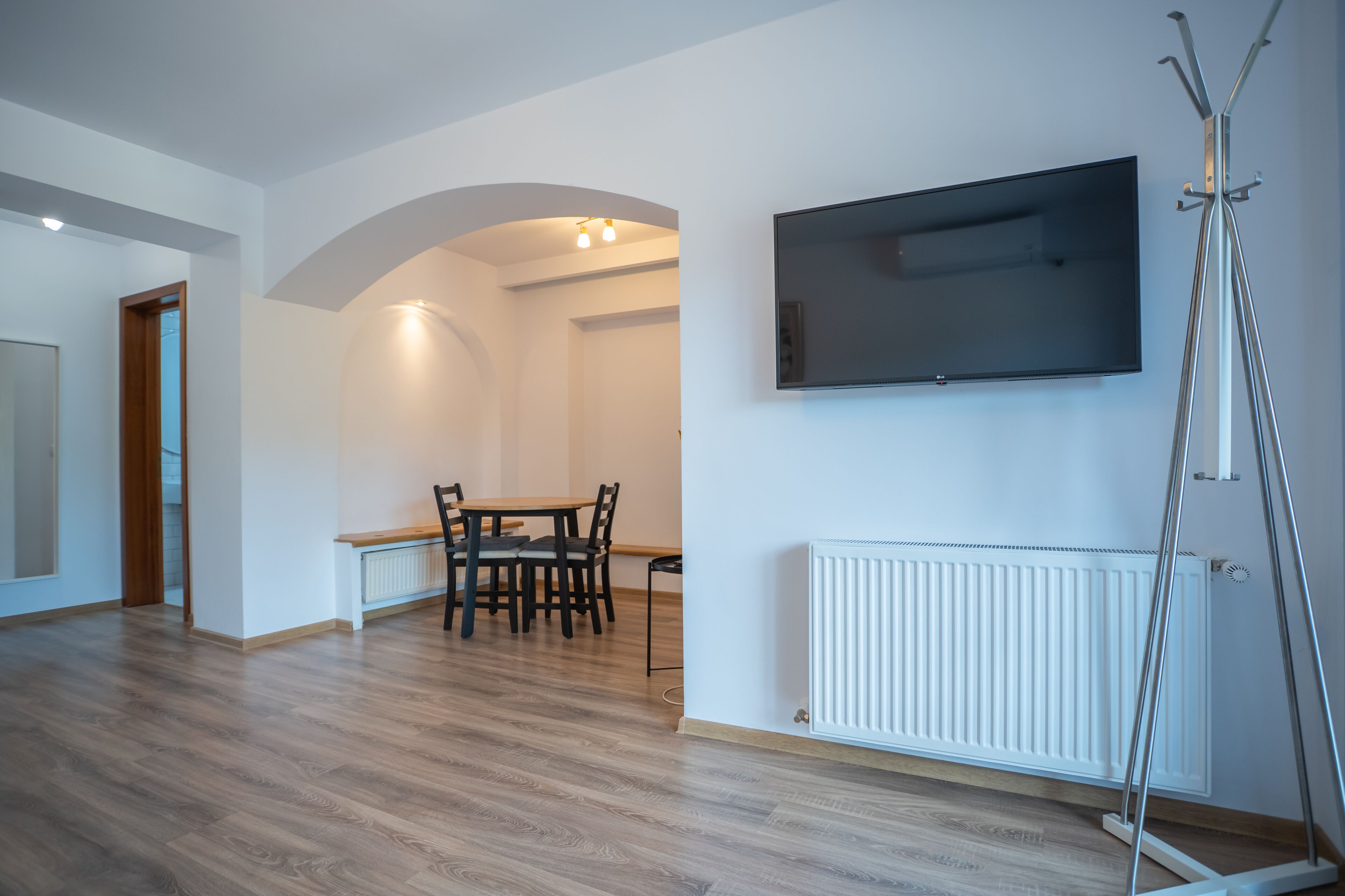 Superior Suite | Desk, laptop workspace, free WiFi, bed sheets