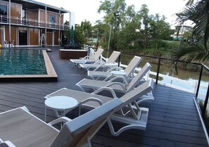 1 bedroom - Hi Creek Resort  (Si Bun Rueang)