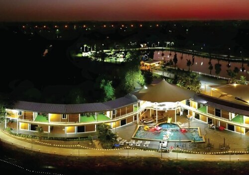 Hi Creek Resort 