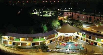 Hi Creek Resort