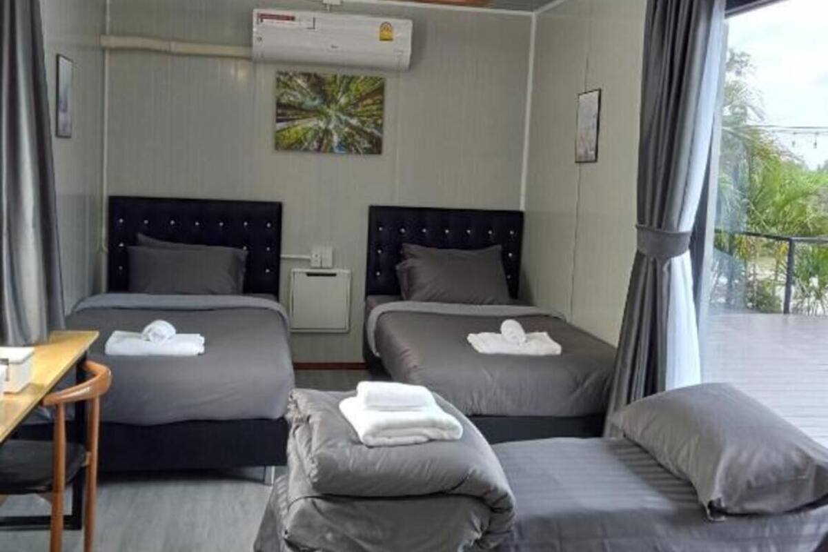 Standard Room, 2 Twin Beds | 1 bedroom