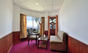 Deluxe Double Room, 1 King Bed | Premium bedding, desk, free WiFi, bed sheets - Galleu Hill Resort, Kufri, Shimla By LA Riqueza Hotels (Theog)