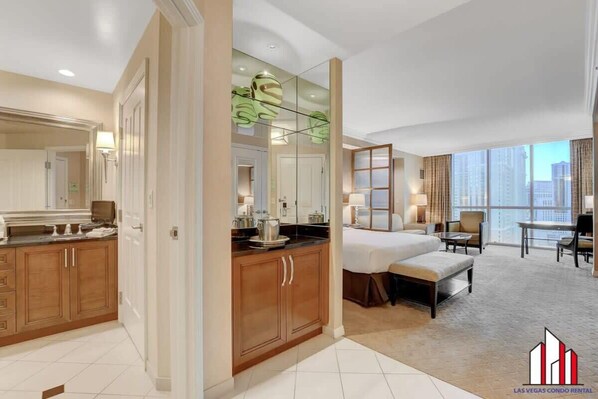 In-room safe, desk, iron/ironing board, free WiFi