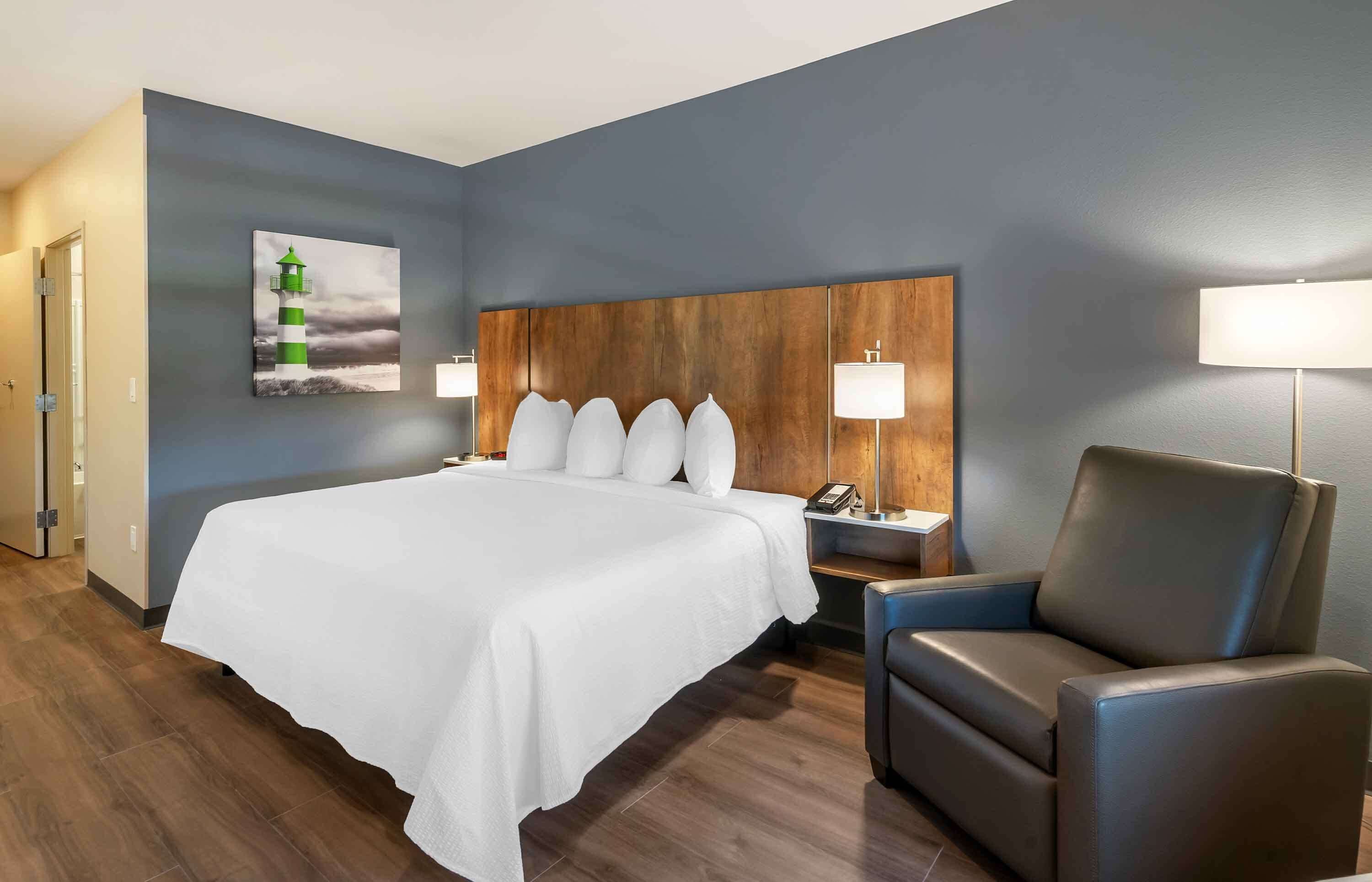 premium bedding, desk, iron/ironing board, free wifi