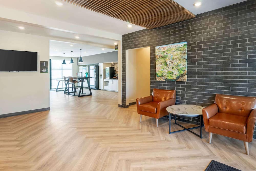 Extended Stay America Premier Suites - Fort Myers - Airport