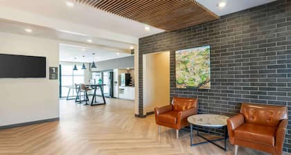 Extended Stay America Premier Suites - Fort Myers - Airport