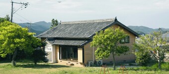 Renovated old house with garden / Goto Nagasaki