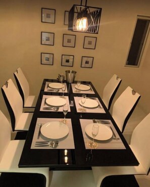 Dining - Completely reserved for 1 group villa with jacuzz / Kunigami-gun Okinawa (Kunigami-gun)