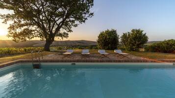 Piscina all'aperto