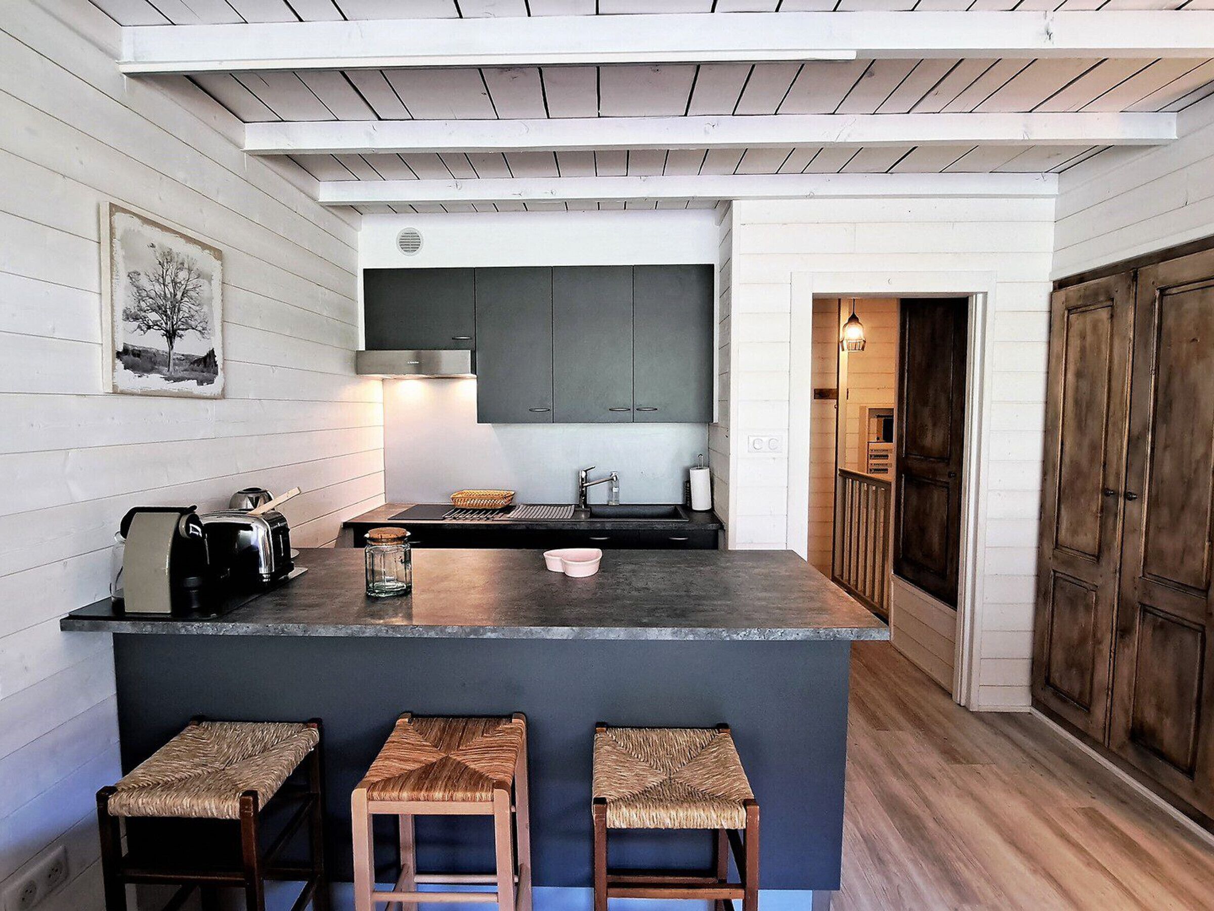 Kühlschrank, Mikrowelle, Geschirrspüler