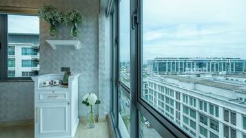 Deluxe Double Room | Room amenity