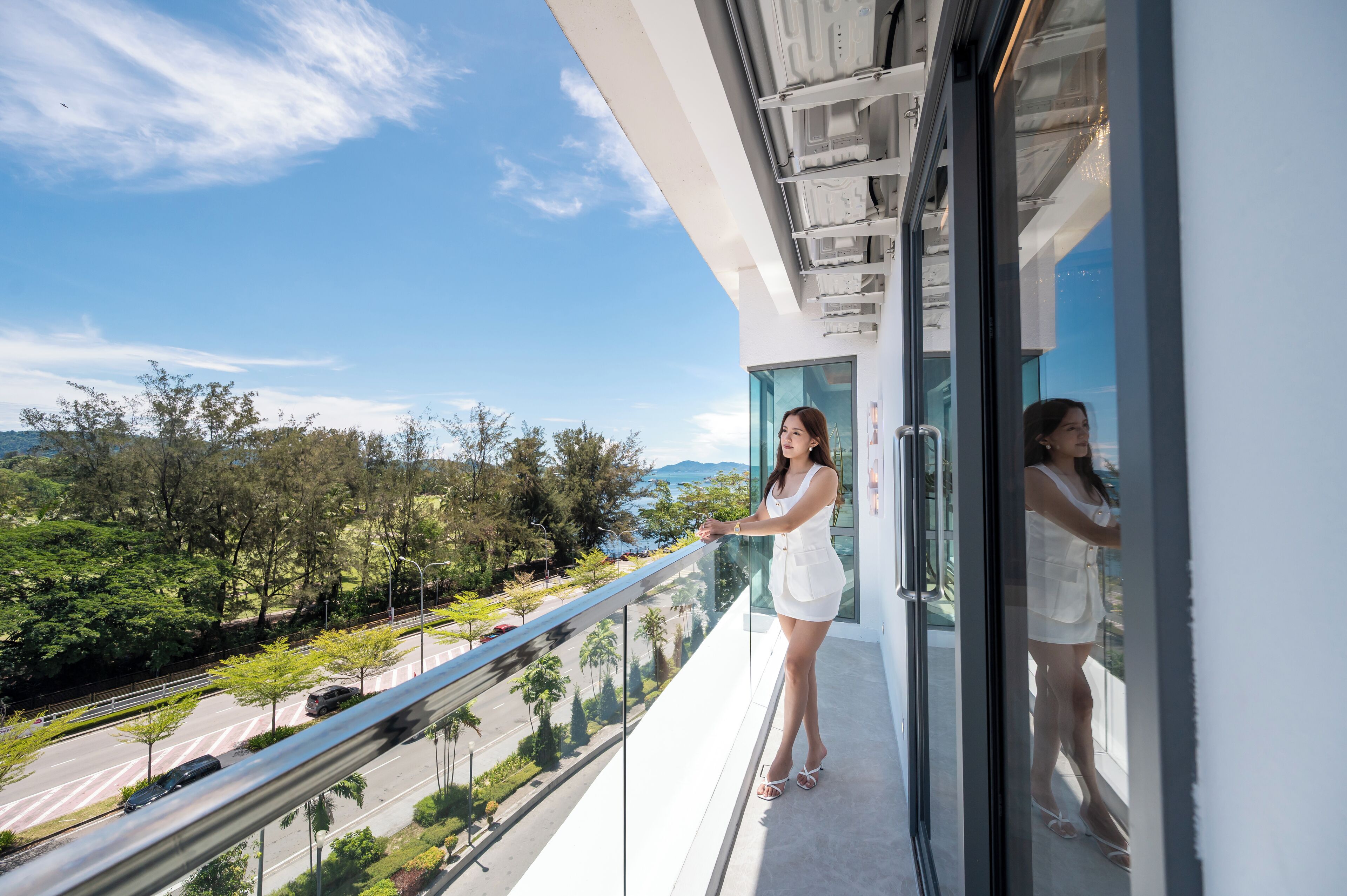 Panoramic Room | Egyptian cotton sheets, premium bedding, down comforters, pillowtop beds