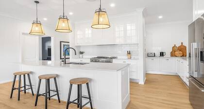 KANGAROO CROFT - THE VINTAGE HOLIDAY HOUSES