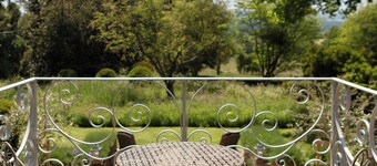 Nest Stay - Two Luxurious Properties Rented Together