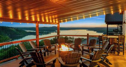 Private Indoor Pool! Sleeps 35 + Lake View!
