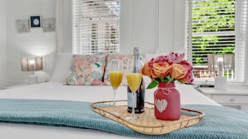 1 bedroom, desk, iron/ironing board, travel cot