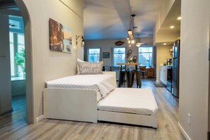 1 bedroom, desk, iron/ironing board, WiFi